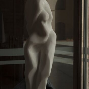 Rzeźba zatytułowany „NATHALIE TRE(EVA)” autorstwa Roberto Tagliazucchi, Oryginalna praca, Kamień