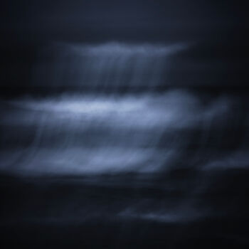 Photographie intitulée "Ethereal Waves" par Rosa Frei, Œuvre d'art originale, Photographie numérique