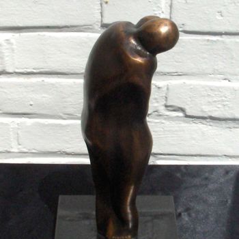 Sculpture titled "A french kiss" by Rosita Allinckx, Original Artwork, Bronze