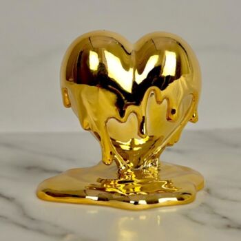 Sculpture titled "Take my Heart Gold…" by Sagrasse, Original Artwork, Resin