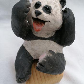 Escultura titulada "Panda folding" por Sandrine De Zorzi, Obra de arte original, Arcilla