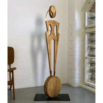 Sculpture intitulée "Futura" par Sheraya_berlin, Œuvre d'art originale, Bois