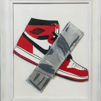 Escultura intitulada "Best Sneakers VS Ca…" por Simone De Rosa, Obras de arte originais, Acrílico Montado em Painel de madei…