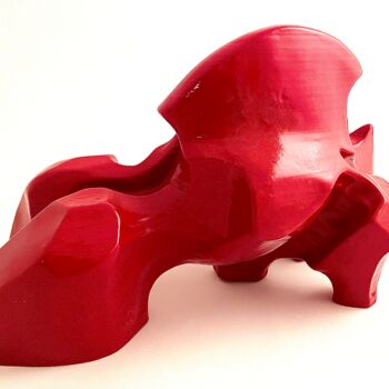 Sculpture titled "Toro (r/r)" by Simone Tirelli, Original Artwork, Resin