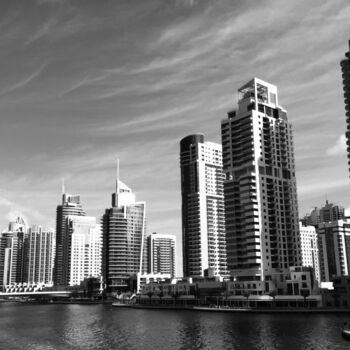 "Dubai Skyline" başlıklı Fotoğraf Solveig Munier tarafından, Orijinal sanat, Dijital Fotoğrafçılık Metal üzerine monte edilm…