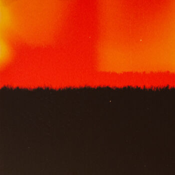 Fotografie mit dem Titel "A&Ω Red" von Stephan Joachim, Original-Kunstwerk, Analog Fotografie