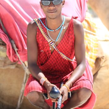 Photographie intitulée "Au pays des massai 2" par Stephane Bossa, Œuvre d'art originale, Photographie numérique