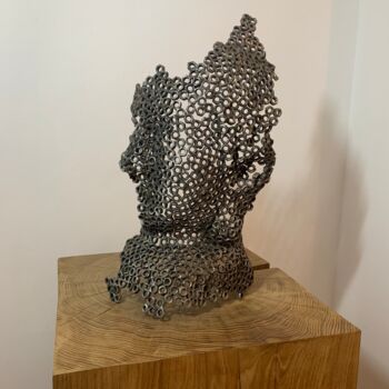 Escultura titulada "buddha" por Sven Göfert, Obra de arte original, Metales