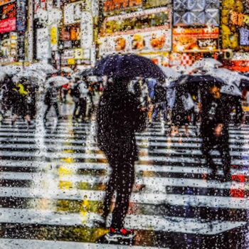 Фотография под названием "RAINY DAYS IN TOKYO…" - Sven Pfrommer, Подлинное произведение искусства, Аналоговая печать Установ…