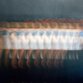 Fotografía titulada "In the line" por Tania Serket, Obra de arte original, Fotografía analógica