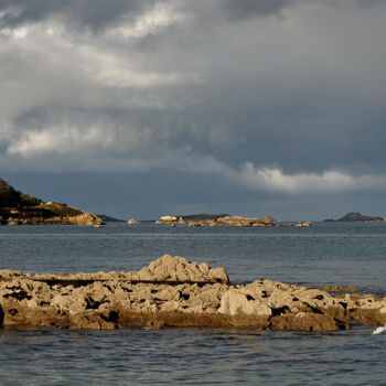 Fotografia zatytułowany „Carantec, l'île Cal…” autorstwa Thierry Martin, Oryginalna praca, Fotografia cyfrowa