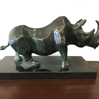 Sculpture intitulée "Black rhino" par Kristof Toth, Œuvre d'art originale, Bronze