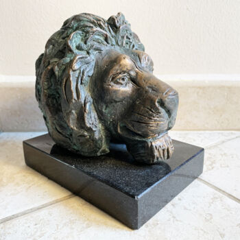 Sculpture titled "Lion's head" by Kristof Toth, Original Artwork, Bronze