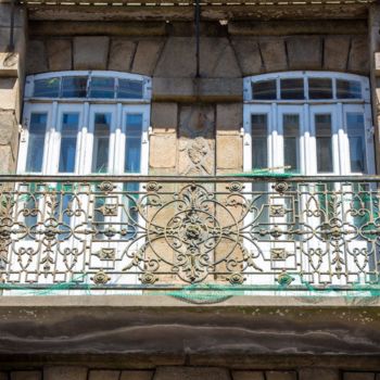 Fotografie mit dem Titel "Balustrades en Fran…" von Ulli Heupel, Original-Kunstwerk