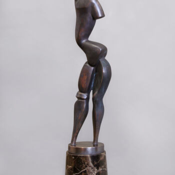 Sculpture intitulée "The figure of a wom…" par Viktor Konoval, Œuvre d'art originale, Bronze
