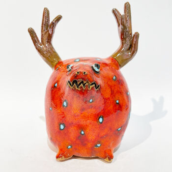 제목이 "Funny Orange Deer"인 조형물 Viktor Zuk로, 원작, 도예