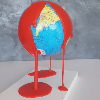 Скульптура под названием "Overblood Earth" - Vincent Docteur, Подлинное произведение искусства, Смола