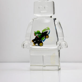 Sculpture titled "ROBOCLUSION MARIOKA…" by Vincent Sabatier (VerSus), Original Artwork, Resin