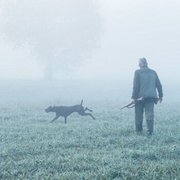 摄影 标题为“Hunter with his dog” 由Vincenzo Izzo, 原创艺术品, 数码摄影
