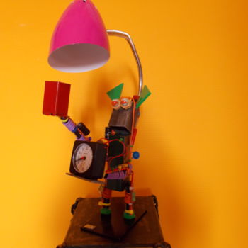 Escultura titulada "robot lampe" por Gilles Bellagamba, Obra de arte original, Metales