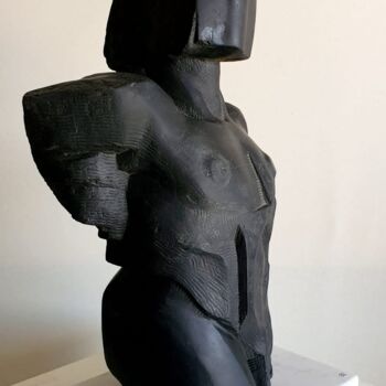 Sculptuur getiteld "ARES" door Wojciech Pietranik, Origineel Kunstwerk, Steen