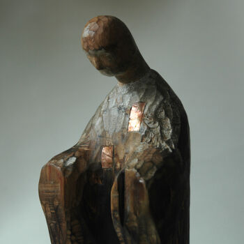 Skulptur mit dem Titel "百衲衣-行脚僧-02" von Yang Guang Mei, Original-Kunstwerk, Holz