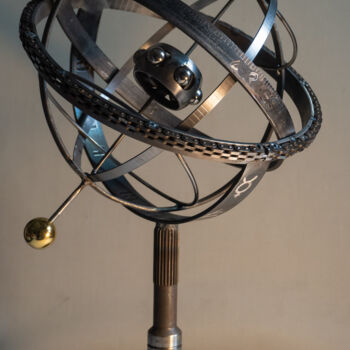 Skulptur mit dem Titel "***Industrial Armil…" von Yuriy Kraft, Original-Kunstwerk, Metalle