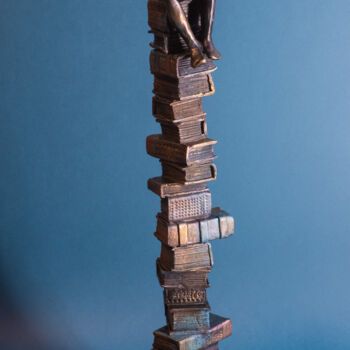 Sculpture intitulée ""Bookworm XII"" par Yuriy Kraft, Œuvre d'art originale, Argile