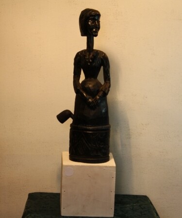 Sculpture titled "La fumeuse" by Abdellouahab Selka, Original Artwork, Wood