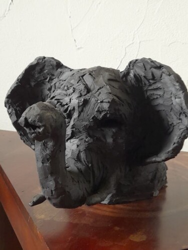 Sculptuur getiteld "Elephant de Savane" door Agnès Raczynska, Origineel Kunstwerk, Klei