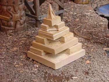 Escultura intitulada "Fonte pirâmide" por Alceo Luiz De Costa Dcosta, Obras de arte originais