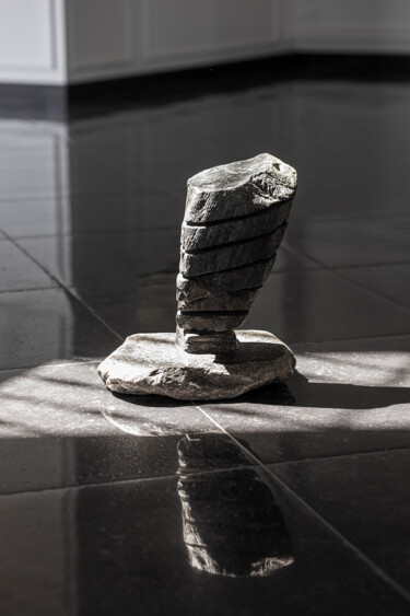 Скульптура под названием "ART07" - Aleh Usovich, Подлинное произведение искусства, Камень