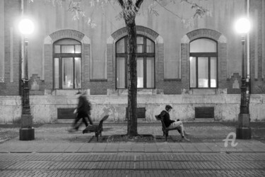 Fotografie getiteld "Between two lights" door Alen Gurovic, Origineel Kunstwerk, Niet gemanipuleerde fotografie