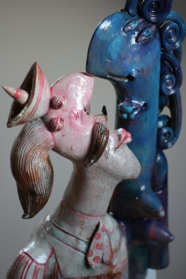 Sculpture titled "Randka z Avatarem" by Alex Johanson, Original Artwork, Ceramics