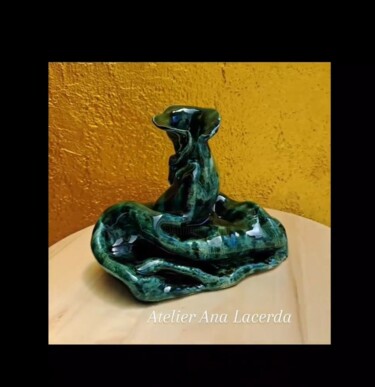 Скульптура под названием "Linhas Tortas" - Ana Lacerda, Подлинное произведение искусства, Керамика