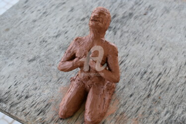 Skulptur mit dem Titel "depression trials I" von Ana Valentim, Original-Kunstwerk, Ton