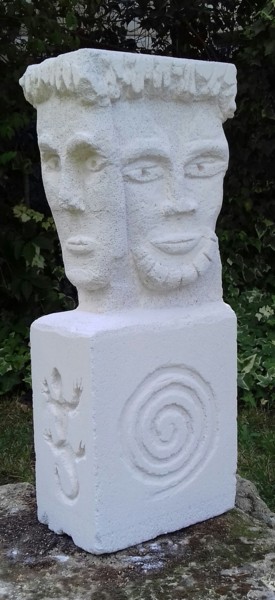 Скульптура под названием "sculpture-totem-1.j…" - Andre Rippert, Подлинное произведение искусства, Камень