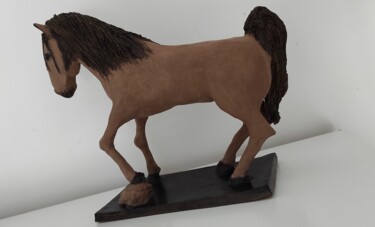 Sculptuur getiteld "Scultura cavallo" door Angela Frisi, Origineel Kunstwerk, Terra cotta