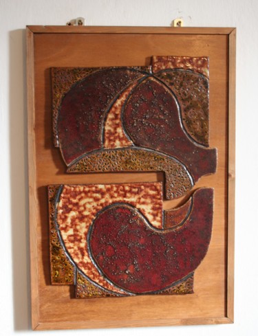 Sculpture titled "Composizione" by Anna Maria Van Der Linden, Original Artwork, Clay Mounted on Wood Panel
