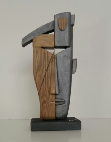 Skulptur mit dem Titel "Legionary" von Anna Beltrame A＋D Art, Original-Kunstwerk, Holz