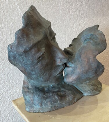 Rzeźba zatytułowany „Le Baiser” autorstwa Anne Van Der Haegen, Oryginalna praca, Terakota