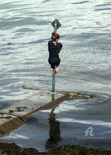 Photographie intitulée "NAÏADE 2 .jpg" par Annick Couëdel, Œuvre d'art originale