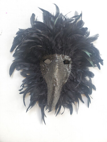 Rzeźba zatytułowany „Black Raven Feather…” autorstwa Anthony Saldivar, Oryginalna praca, Akryl