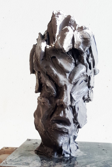 Skulptur mit dem Titel "ÊTRE LIBANAISE LE 4…" von Antoine Berbari, Original-Kunstwerk, Gips