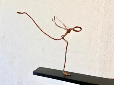 Sculpture titled "Vers moi-même" by Antoinette Rozan, Original Artwork, Metals