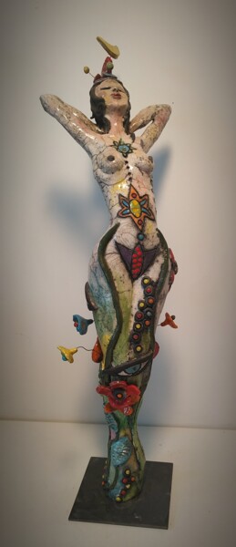 Sculpture titled "S'offrir à la vie" by Armelle Colombier, Original Artwork, Ceramics