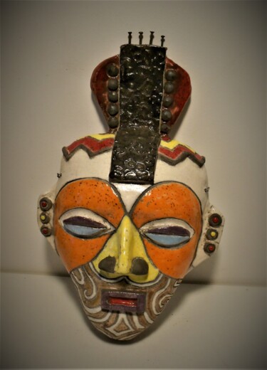 Sculpture titled "Masque inspiration…" by Armelle Colombier, Original Artwork, Ceramics