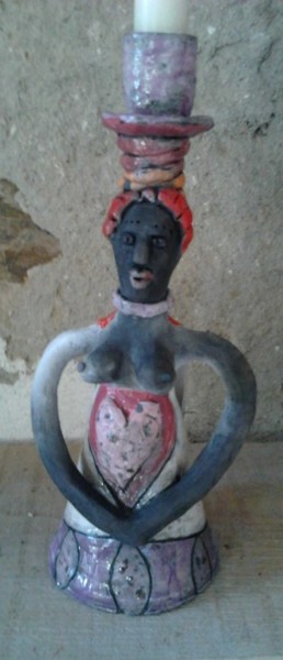 Скульптура под названием "Bougeoir femme" - Armelle Colombier, Подлинное произведение искусства, Керамика