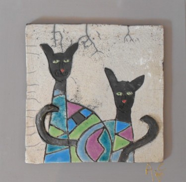 Sculpture intitulée "Les chats" par Armelle Colombier, Œuvre d'art originale, Céramique Monté sur Panneau de bois