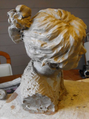 Sculpture titled "Eliane en cours" by Christian Arnould, Original Artwork, Clay